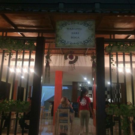 Sari Room Bed & Breakfast Нуса Дуа Екстериор снимка
