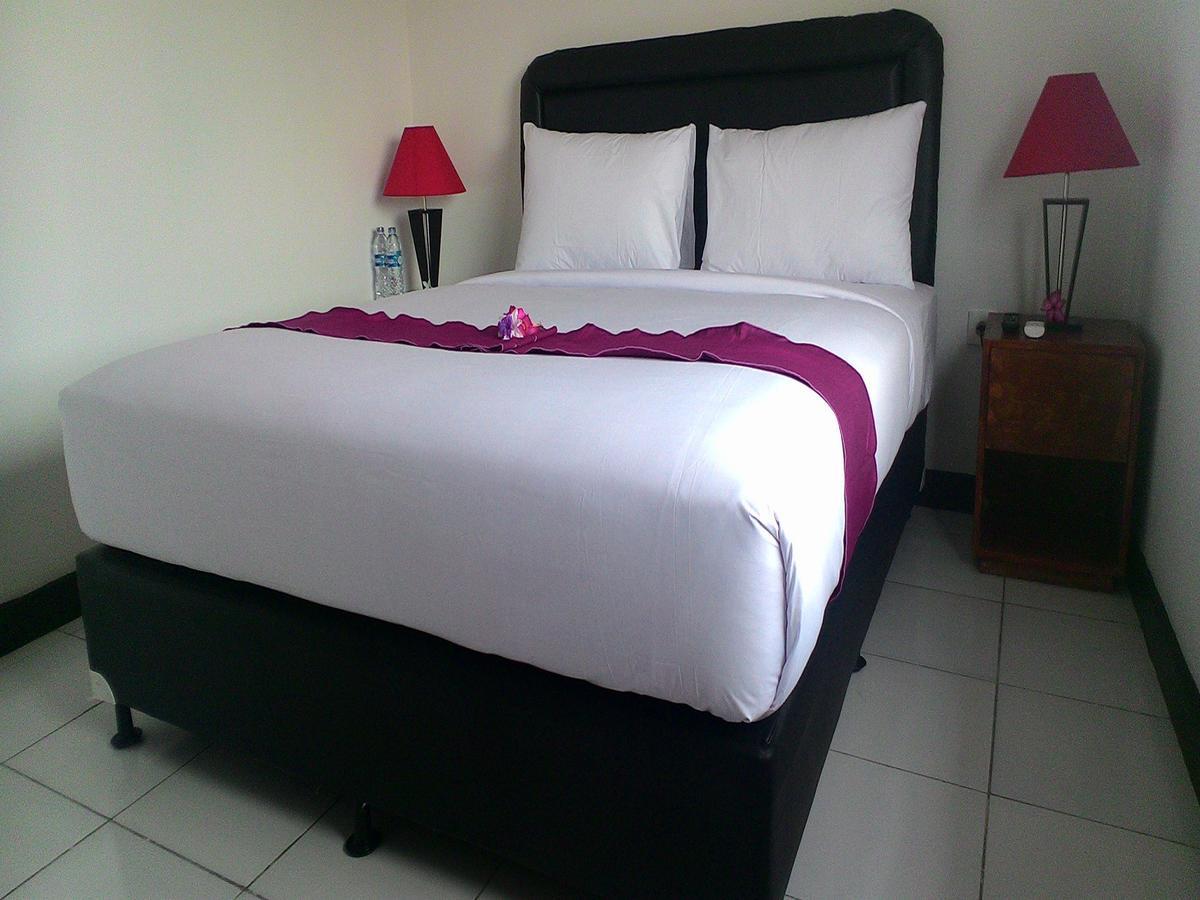 Sari Room Bed & Breakfast Нуса Дуа Екстериор снимка